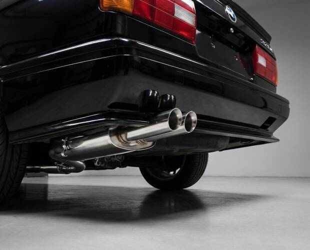 Edelstahl Endschalldämpfer BMW 3er E30 - Motor 320i,325i